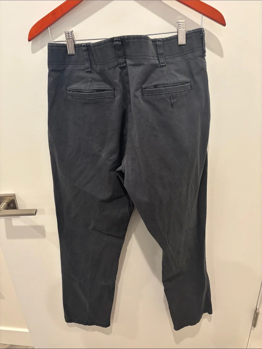 Lee’s Men’s 34x29 Navy Pants